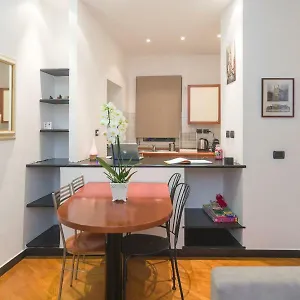  Appartamento Old Port 4 Beds Italia