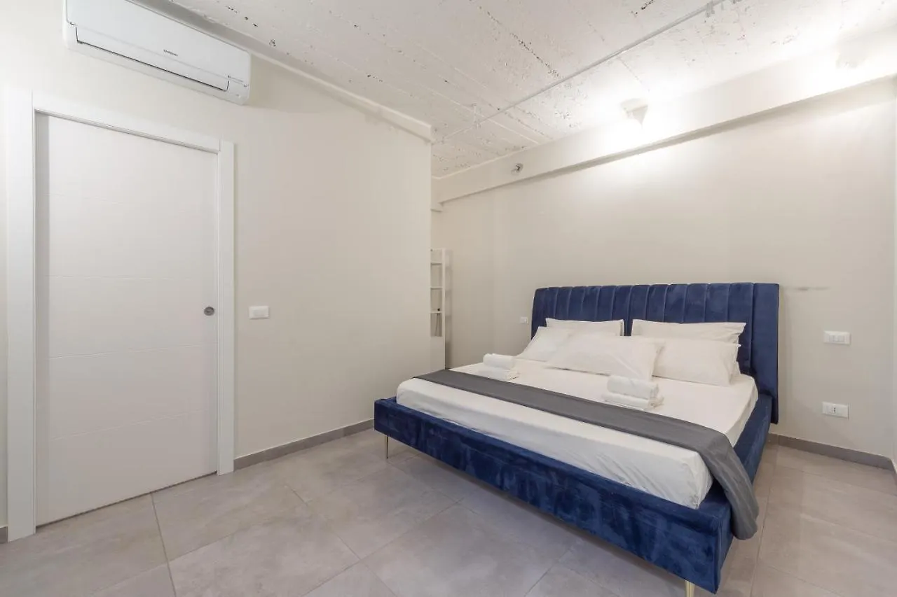 Eccelso Apartment Milan 0*,  Italy